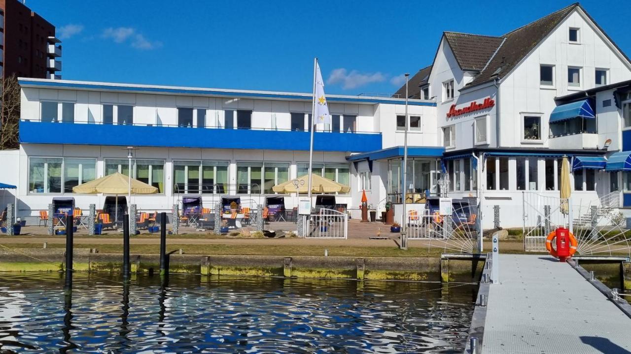 Akzent Hotel Strandhalle Schleswig Exterior photo
