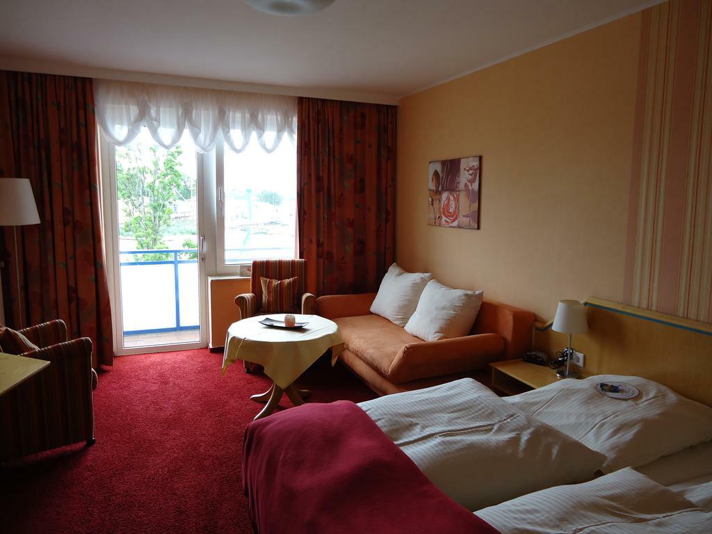 Akzent Hotel Strandhalle Schleswig Exterior photo